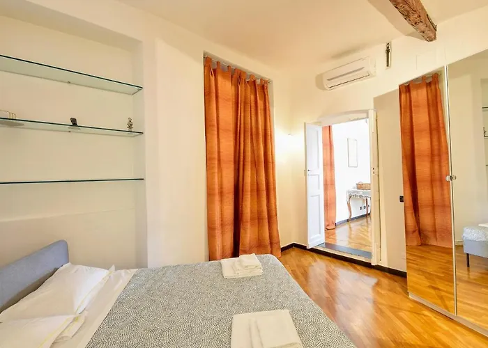 3 Bedroom Cozy In * Genua