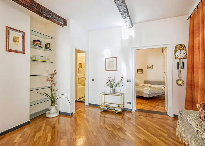 아파트 3 Bedroom Cozy In 제노바