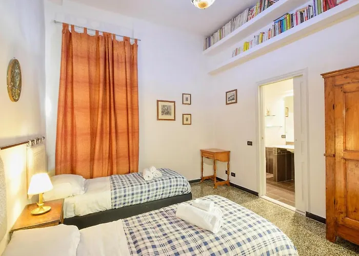 3 Bedroom Cozy In Lägenhet *